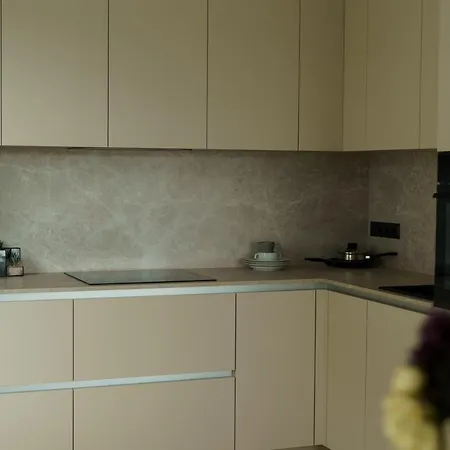 Apartment Tt *